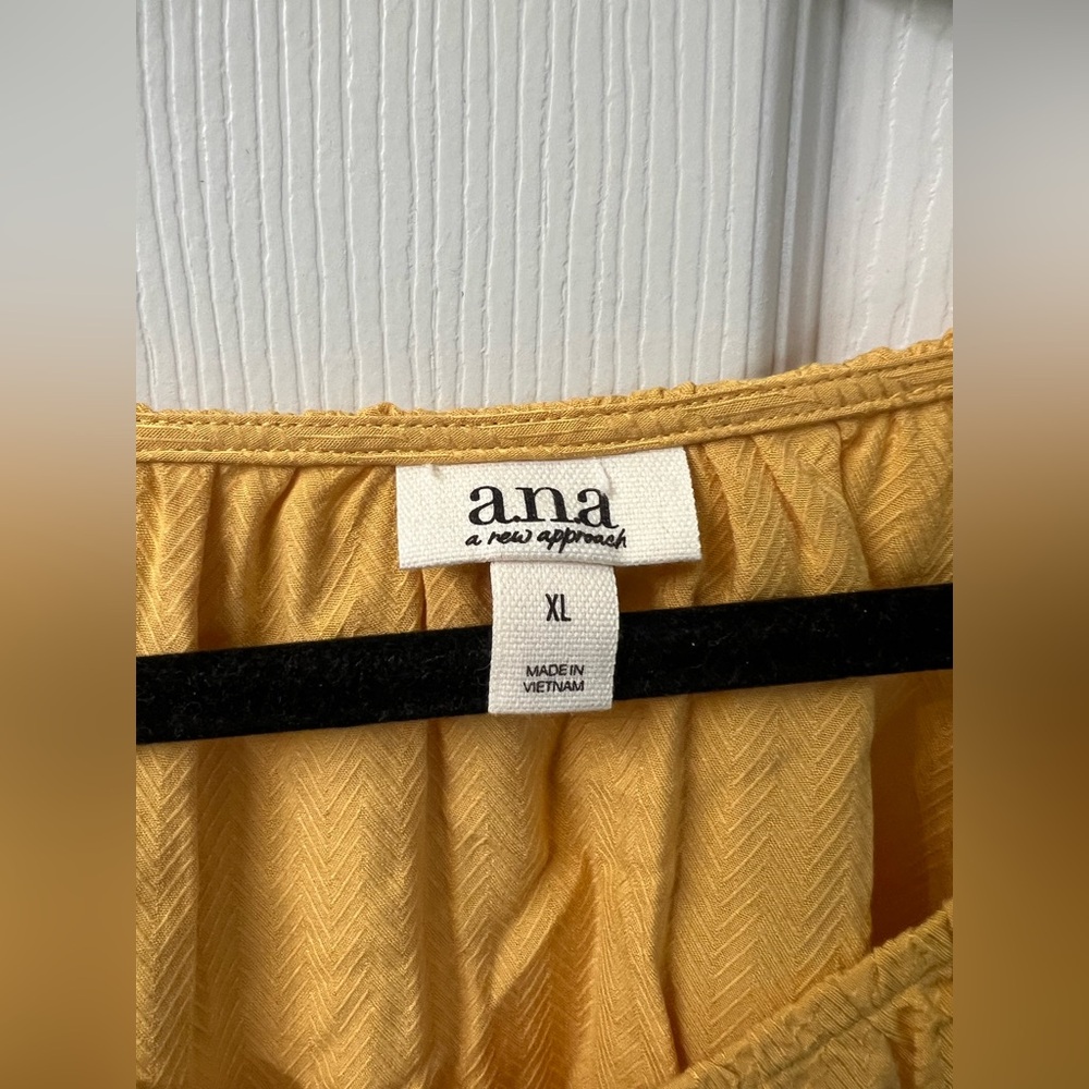 a.n.a Yellow Long Sleeve Relaxed Blouse NWT - Picture 4 of 6